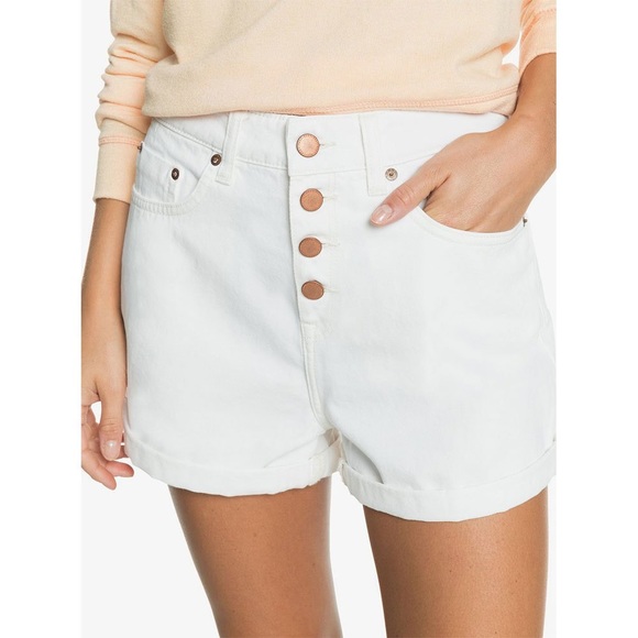 🐚Roxy Authentic Short 2 White🐚 - Picture 1 of 9